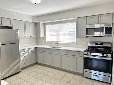 9203 Monroe Ave unit 20, Brookfield, IL 60513 - photo 3