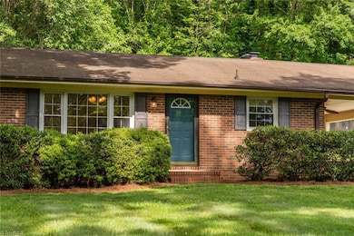 Enter into this lovely home...