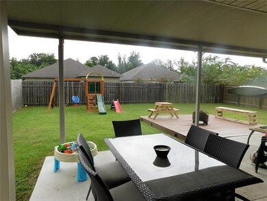 2640 Seagull Dr, Marrero, LA 70072 - photo 2