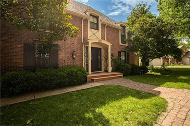 8321 W 102nd St, Overland Park, KS 66212 - photo 2