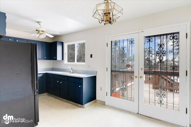 07-Kitchen_ELI05743-Edit-Edit