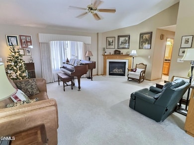 575 Brandon Place unit 1, Bismarck, ND 58503 - photo 6