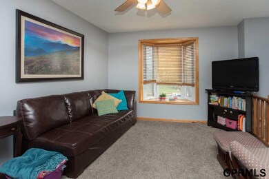 4606 N 131st St, Omaha, NE 68164 - photo 2