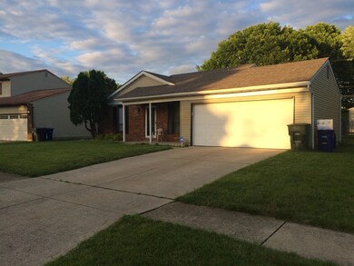 4844 Heaton Rd, Columbus, OH 43229 - photo 2