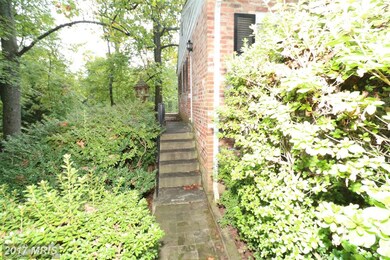 6607 Dearborn Dr, Falls Church, VA 22044 - photo 7