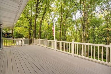 2578 Woods Edge Rd, Bath, PA 18014 - photo 4