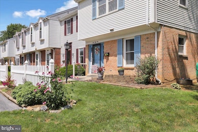 959 E Maple St, Palmyra, PA 17078 - photo 4