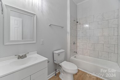 549 Monroe St, Statesville, NC 28677 - photo 7