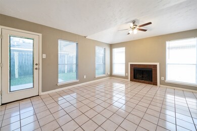 7811 Winehill Ln, Houston, TX 77040 - photo 5