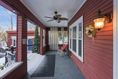 7 Moulton St, Raymond, NH 03077 - photo 4