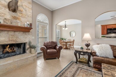 1203 Jennifer Ln, Fredericksburg, TX 78624 - photo 4