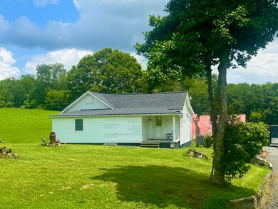 111 Gatewood Ln unit 111, Summersville, WV 26651 - photo 4