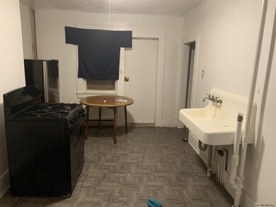 467 N Pearl St, Menands, NY 12204 - photo 4