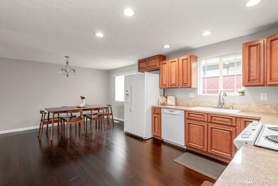 2451 Nichols Blvd, Longview, WA 98632 - photo 7