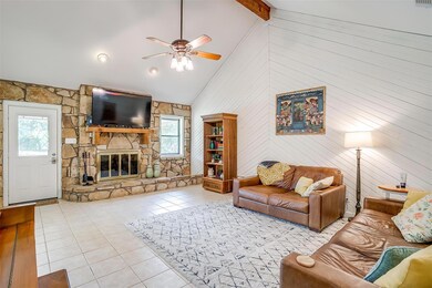 312 Trailwood Dr, Joshua, TX 76058 - photo 7