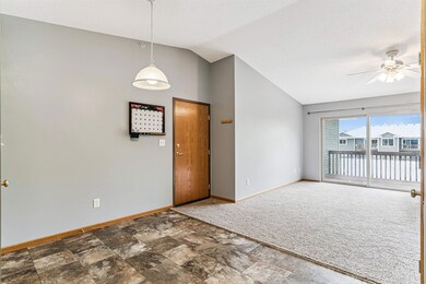 4710 Chadwick Rd unit 9, Cedar Falls, IA 50613 - photo 2