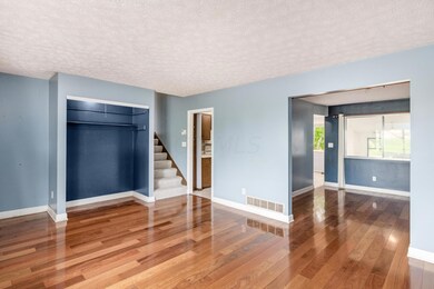 5830 Godown Rd, Columbus, OH 43235 - photo 6