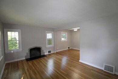 248 E Beaumont Rd, Columbus, OH 43214 - photo 3