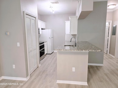 7800 Point Meadows Dr unit 1525, Jacksonville, FL 32256 - photo 4