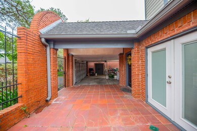 1727 Gingerleaf Ln, Houston, TX 77055 - photo 5