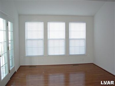 4543 Jasmine Dr, Center Valley, PA 18034 - photo 4