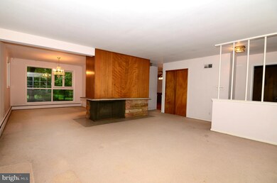 3528 Barkley Dr, Fairfax, VA 22031 - photo 6