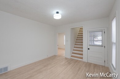 2_Living Room-1
