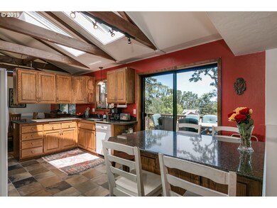 Kitchen/Nook