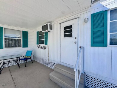 770 32nd Ave S unit 514, Saint Petersburg, FL 33705 - photo 2