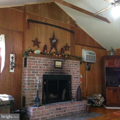 260 Shreiner Rd, Leola, PA 17540 - photo 3