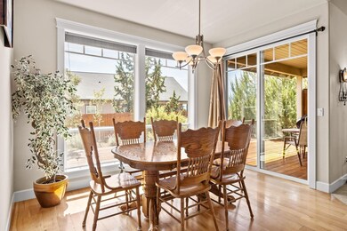 3469 SW 35th Place, Redmond, OR 97756 - photo 5