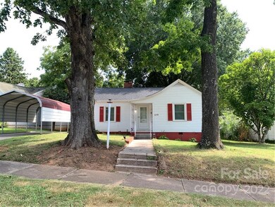 516 Margaret Dr, Statesville, NC 28677 - photo 2