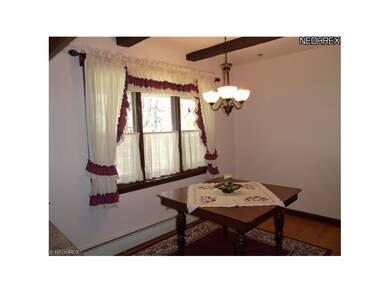 Dinette area of 19' kitchen, also has hardwood flo