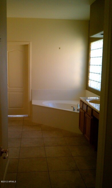 Master Bath with Garden Tub