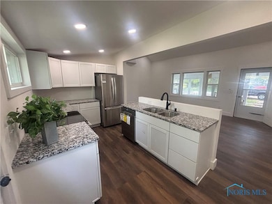 23912 E 2nd St, Grand Rapids, OH 43522 - photo 6