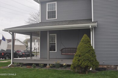 1602 Walnut St, Berwick, PA 18603 - photo 4