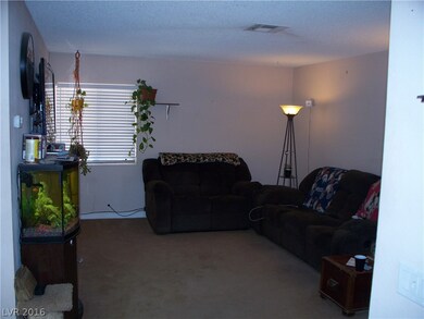 FRONT LIVING ROOM * WALL MOUNT WILL BE STAYING JUS