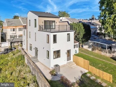 135 W 1st Ave, Conshohocken, PA 19428 - photo 3