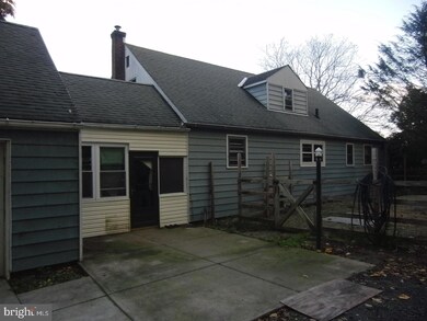 4821 Shimerville Rd, Emmaus, PA 18049 - photo 5