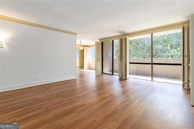 The Barclay unit 5A, Atlanta, GA 30305 - photo 6