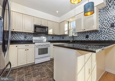 229 Strawbridge Ln, Mullica Hill, NJ 08062 - photo 5