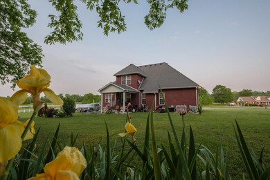 135 Stephens Ln, Shelbyville, TN 37160 - photo 4
