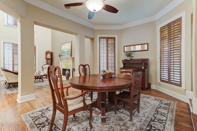 1905 Elmen St, Houston, TX 77019 - photo 5