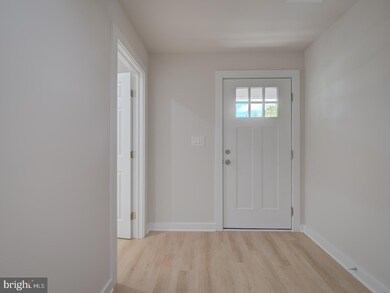 14750 Jordan Ln, Haymarket, VA 20169 - photo 6