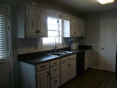 18 Jamison Ct, Manchester, TN 37355 - photo 4