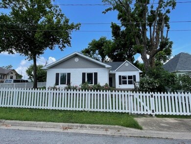 202 N 6th St, Rogers, AR 72756 - photo 2