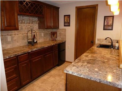 Full Wet Bar