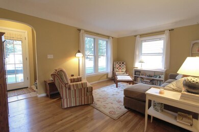 004 living room - IMG_6759