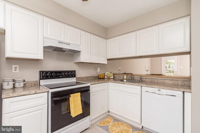 6748 Ducketts Ln, Elkridge, MD 21075 - photo 7