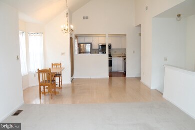 47 Dennis Ct, Hightstown, NJ 08520 - photo 6